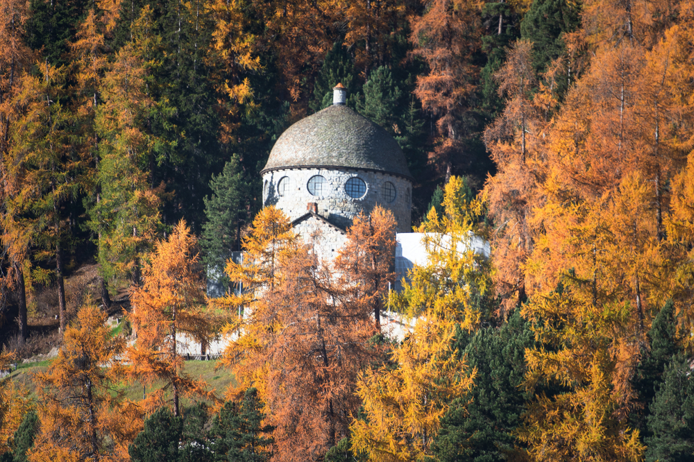 Die Schönheit des Segantini Museums in St. Moritz erkunden